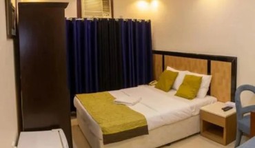 OYO 1118 Sharjah Plaza Hotel