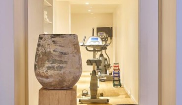 9Hotel Republique Hotel