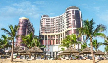 Holiday Beach Hotel Danang