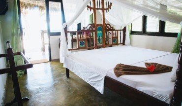 Moonshine Uroa Boutique Hotel