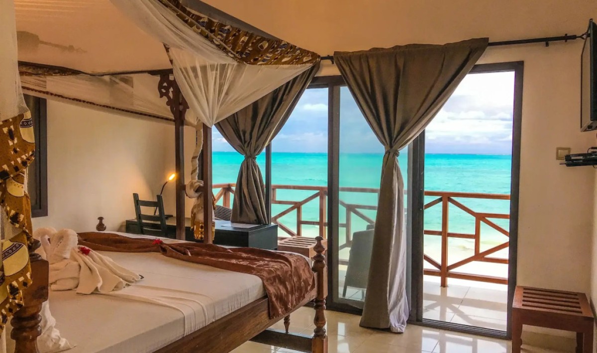 Jambiani White Sands Beach Bungalows - Immagine 1