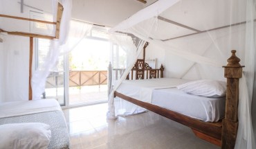 Yellow Card Apartment & Bungalow