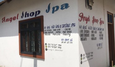 Malaika White House Apartment & Spa