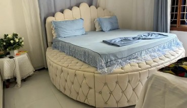 Malaika White House Apartment & Spa