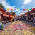 El Parián è il più grande mercato artigianale di Puebla, un luogo vivace dove colori, ceramiche e tradizioni locali attirano ogni giorno numerosi visitatori.