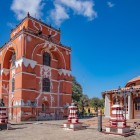 Lo Zócalo di San Cristóbal, la piazza centrale, è un luogo ideale per osservare la gente, rilassarsi e scoprire i venditori ambulanti. San Cristóbal, Messico.