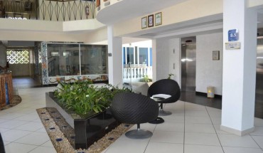 Cowrie Shell Beach Apartments