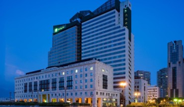 Holiday Inn Naples by IHG