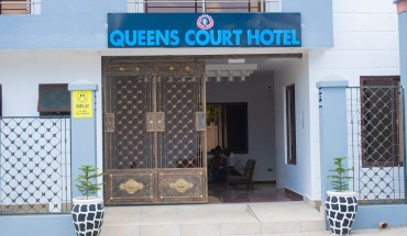 Queenscourt Hotel