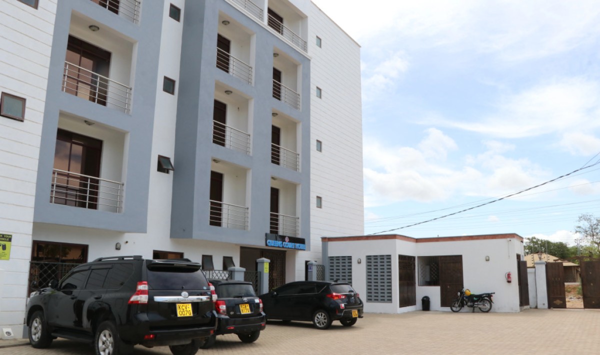 Queenscourt Hotel - Immagine 1