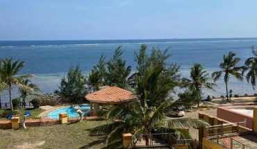 Shanzu Beachfront Suites