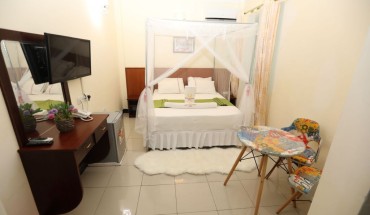 Sheratton Regency Hotel