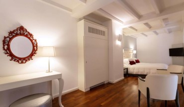 Palazzo Caracciolo Naples