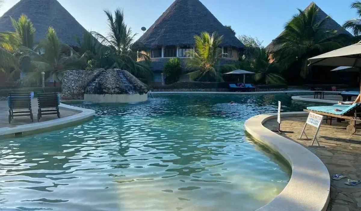 Lux Suites Tembo Court Apartments - Immagine 2