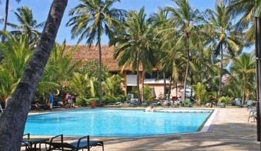 Bahari Dhow Beach Villas