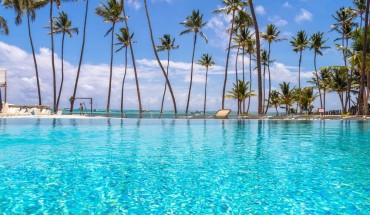 Family Getaway Apartment - On The Beach