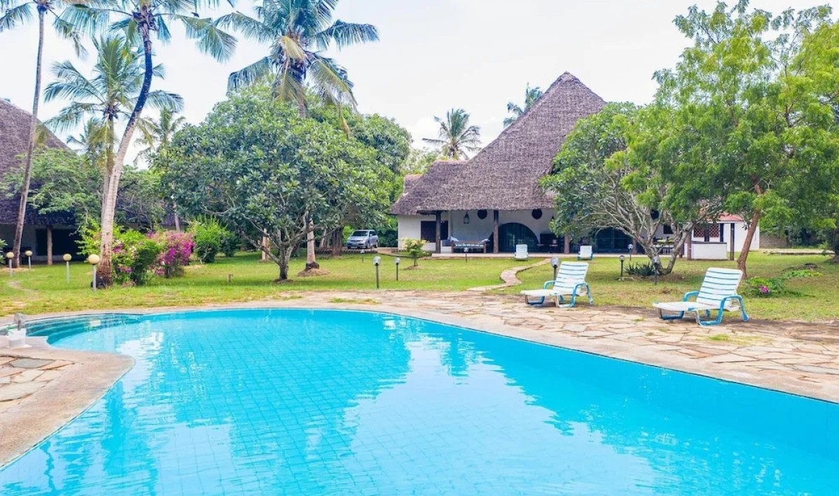 Lux Suites Kivulini  Cottages Diani - Immagine 1