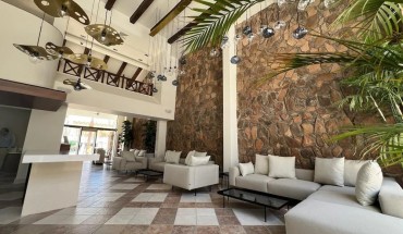 Camel Dive Club & Hotel