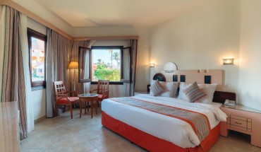 Nubian Island, Families and Couples only