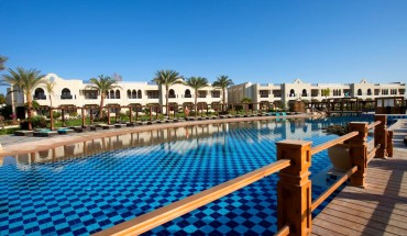 SUNRISE Arabian Beach Resort