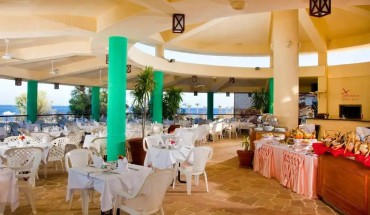 Xperience Hill-Top Beach Resort