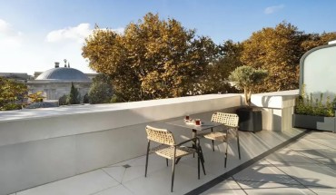 Bentley Hotel Old City