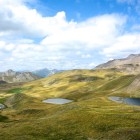 Il sentiero del Lago Black Rocks, nell’area protetta di Lagodekhi in Georgia, regala natura incontaminata e splendidi colori estivi nella regione del Kakhe