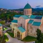 La Cattedrale di Bagrati, capolavoro medievale dell’XI secolo a Kutaisi, in Imereti, è uno dei simboli della Georgia tra storia, arte e architettura.