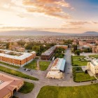 Echmiadzin (Vagharshapat), città sacra dell’Armenia nella provincia di Armavir, ospita il Catholicos ed è il centro della Chiesa apostolica armena, a 20 km da Yerevan