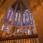 Le celebri vetrate della Cattedrale di León inondano l'interno di luce e colori. Un capolavoro del gotico europeo che rende questo tempio unico al mondo.