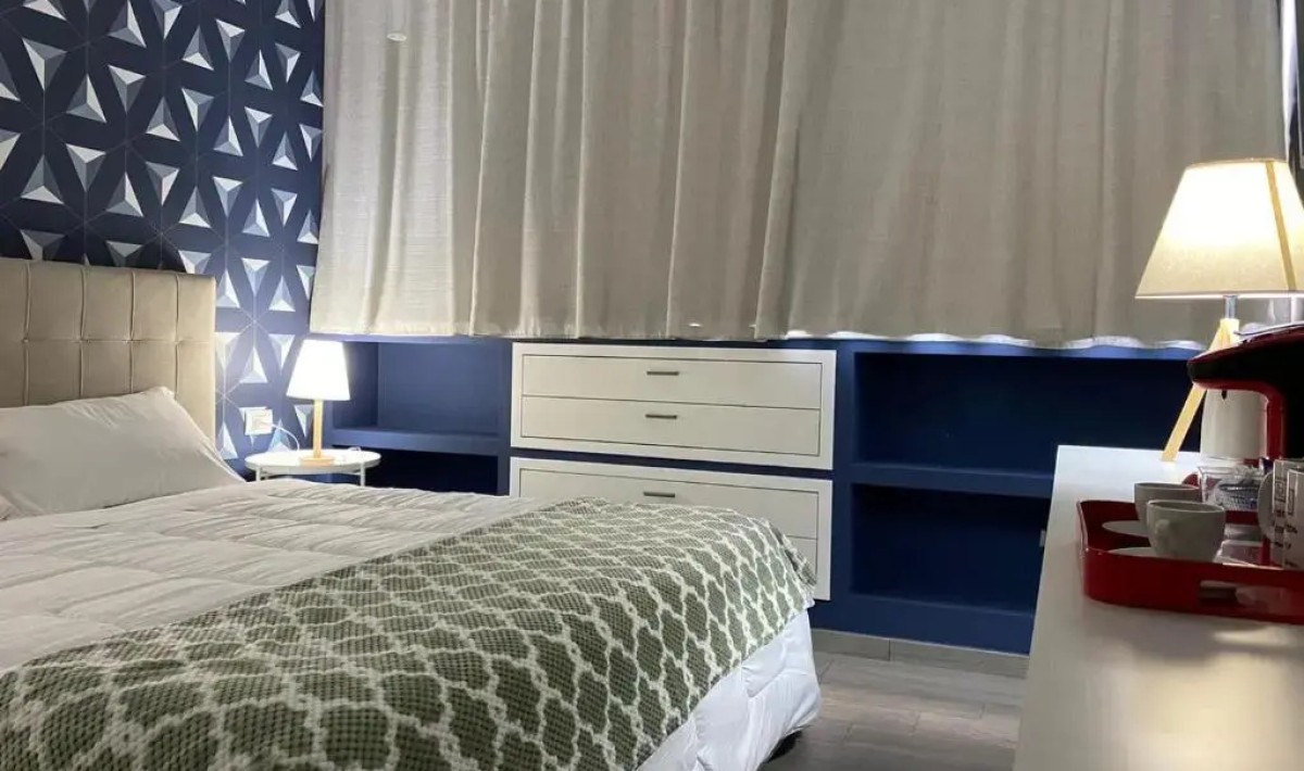 2B Fifteen Floor Suite Napoli - Immagine 1