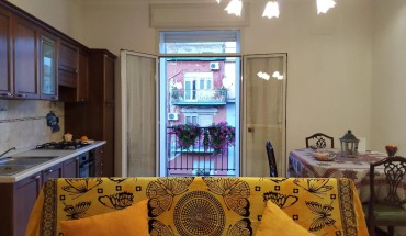 A little house  in the city centre Naples