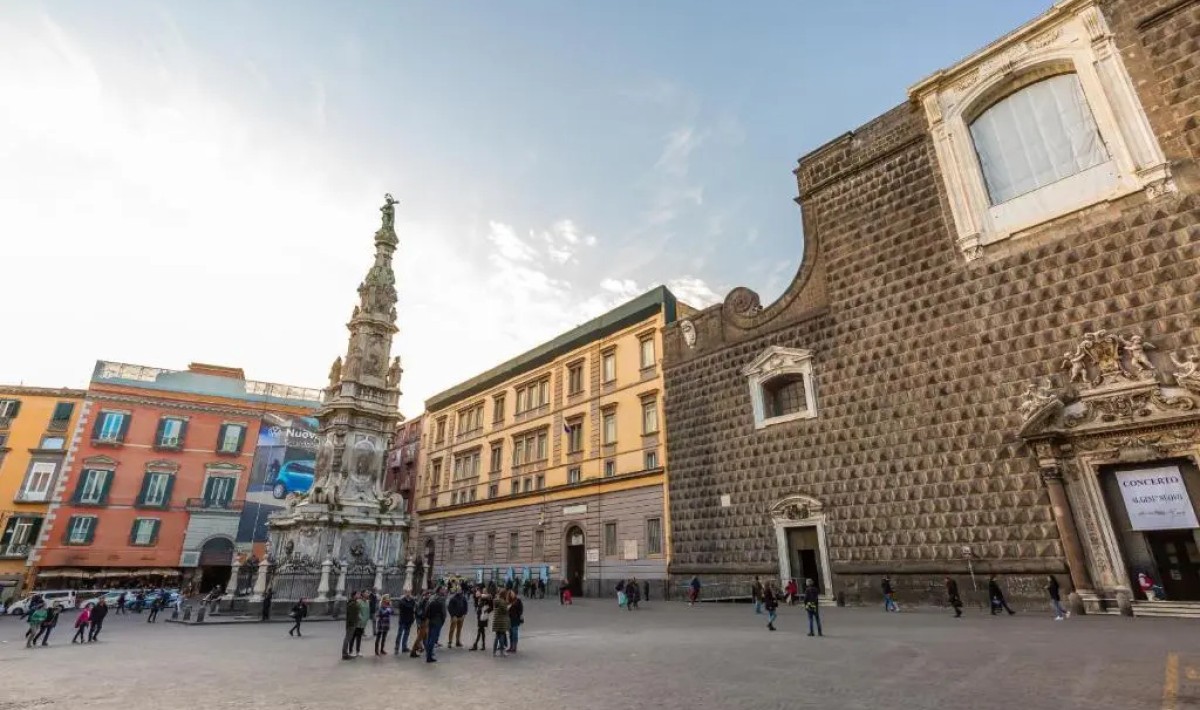 A Pochi Passi da Piazza del Ges - Immagine 1